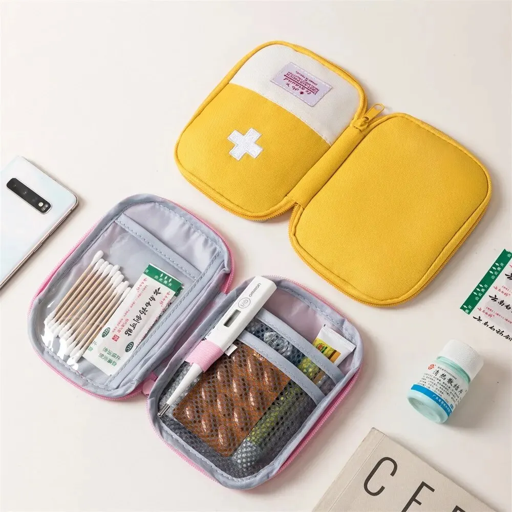 Portable Emergency First Aid K - First Aid Bag Kit 리뷰 및 가격